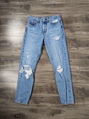 Levi's Wedgie Icon Fit Distressed Authentically Yours Cotton Jeans 27